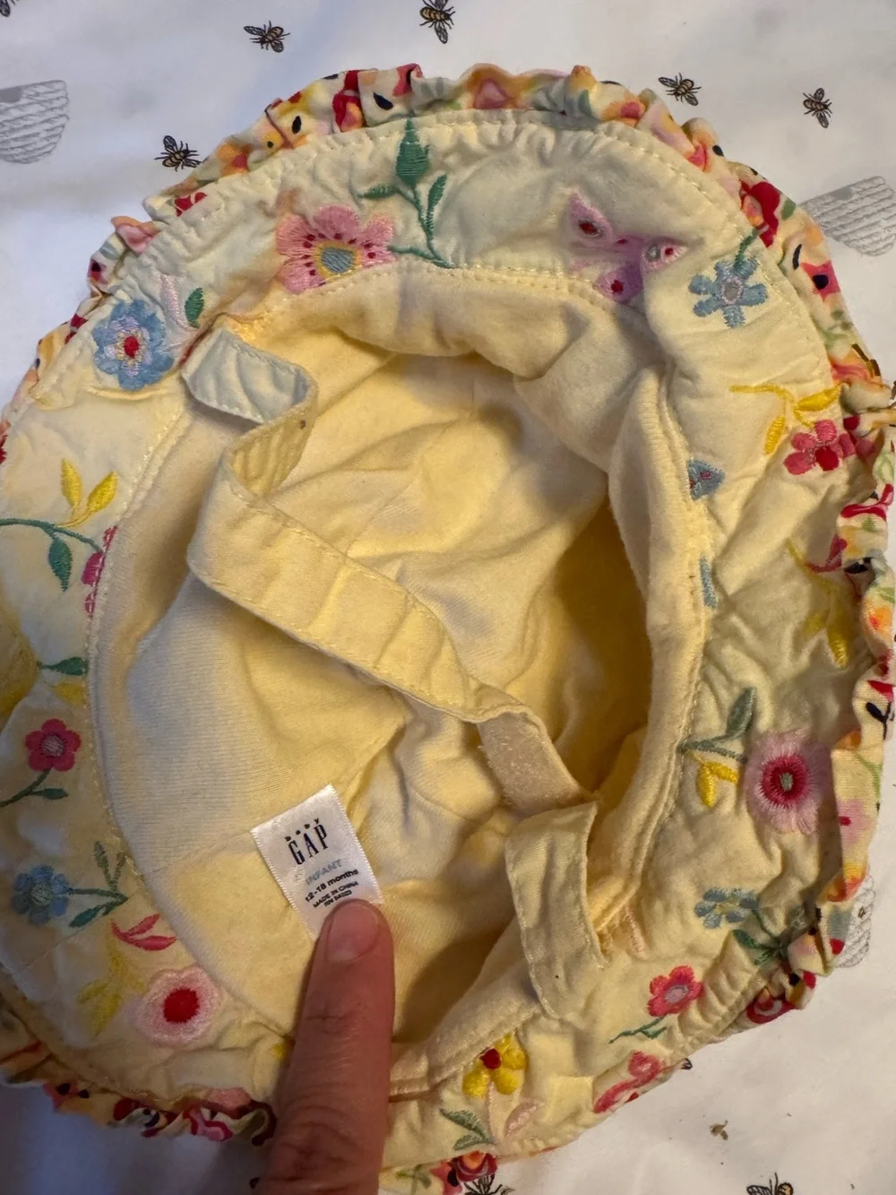 Vintage babyGap Embroidered Floral Ruffle Sun Hat in a size 12–18 months.